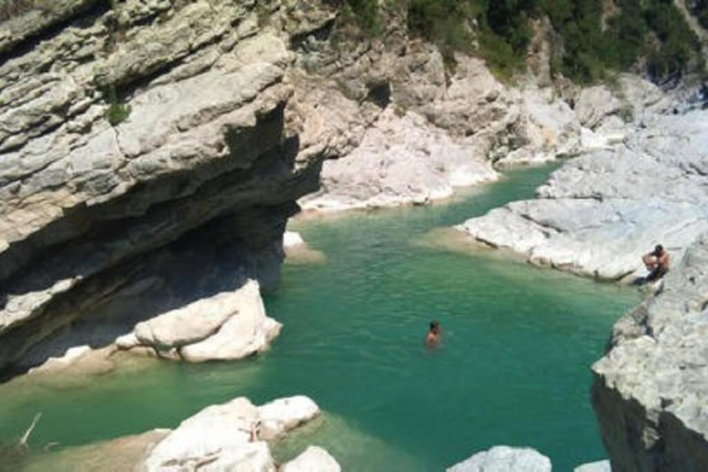 Joli Studio Entre Mer Et Montagne Proche De Nice Bouyon Екстериор снимка